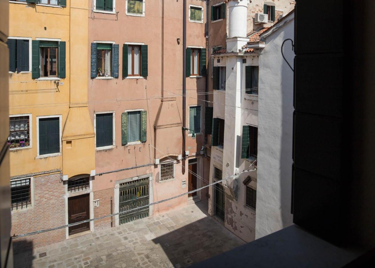 Corte Del Tintor Apartments Venedig Exteriör bild